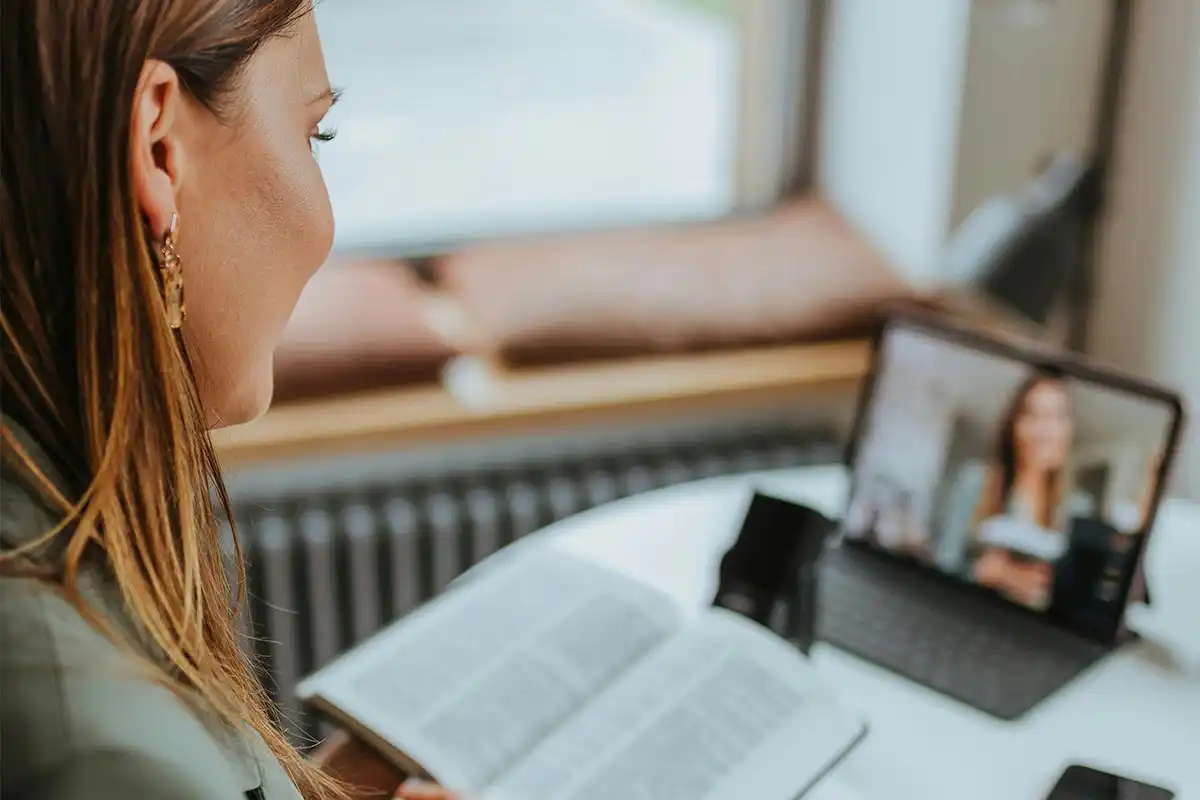 Female client during Virtual IOP Programs in Southern California Drug and Alcohol Rehab