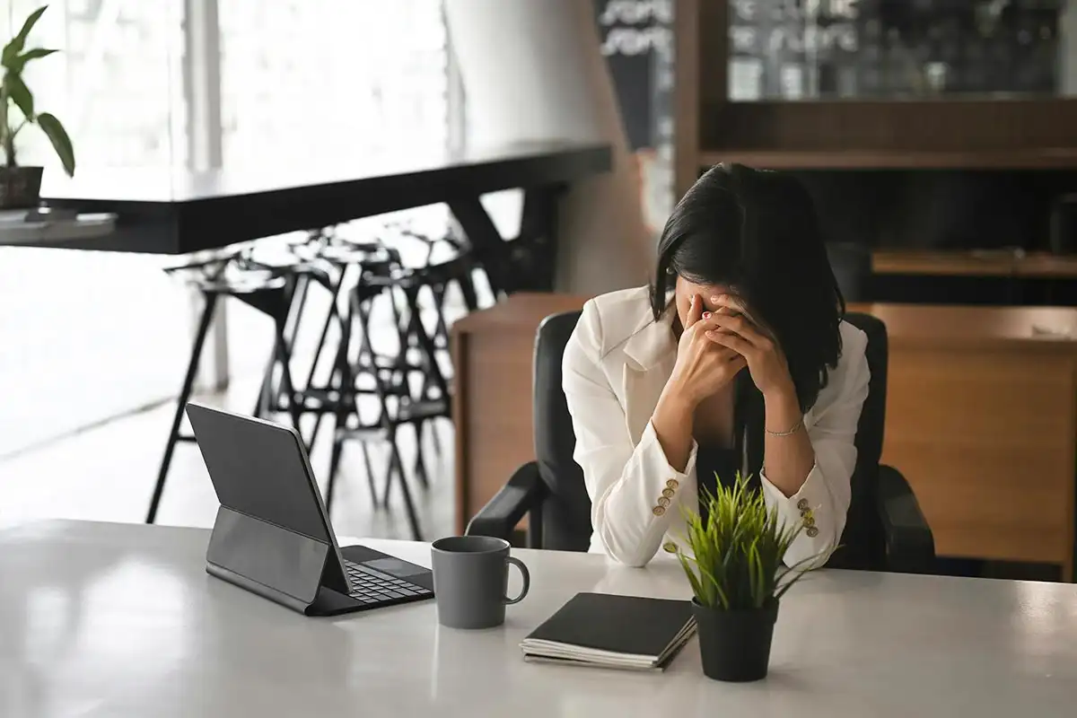 a-female-worker-depressed-at-work