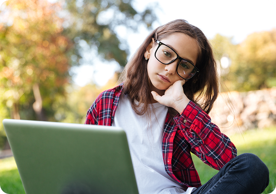 A girl attending CBT therapy session
