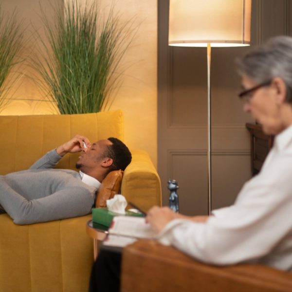The Boutique Clinic Advantage: High-Touch Clinical Attention